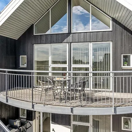 Katharine - 600m From The Sea By Interhome Løkken